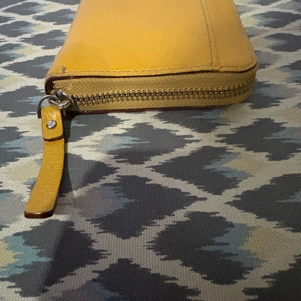 EUC Kate Spade Yellow Women's Continental Wallet - Picture 9 of 12
